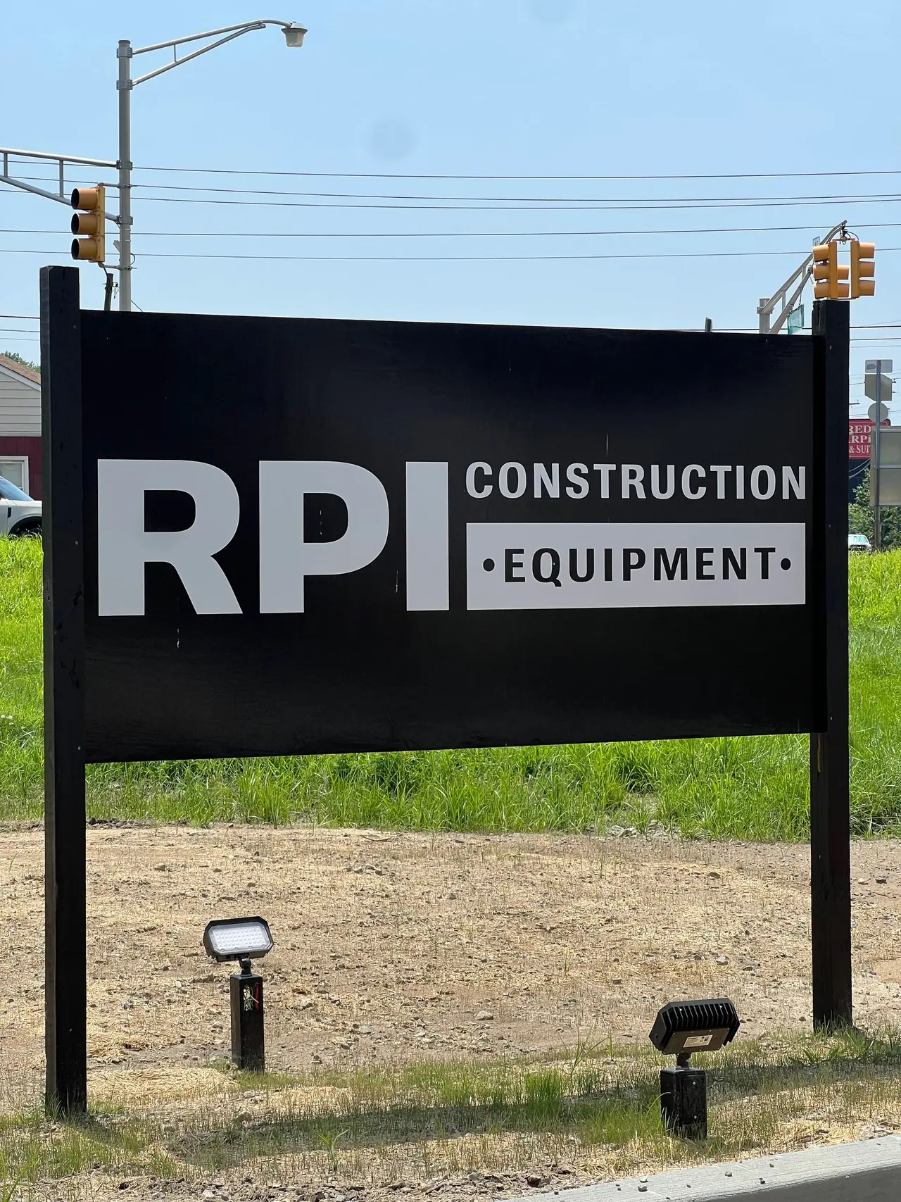 Entrance sign with landscape lighting (RPI Construction, Carneys Point, NJ)